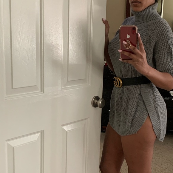 🐢 Turtleneck Sweater (SOLD) - Picture 2 of 7